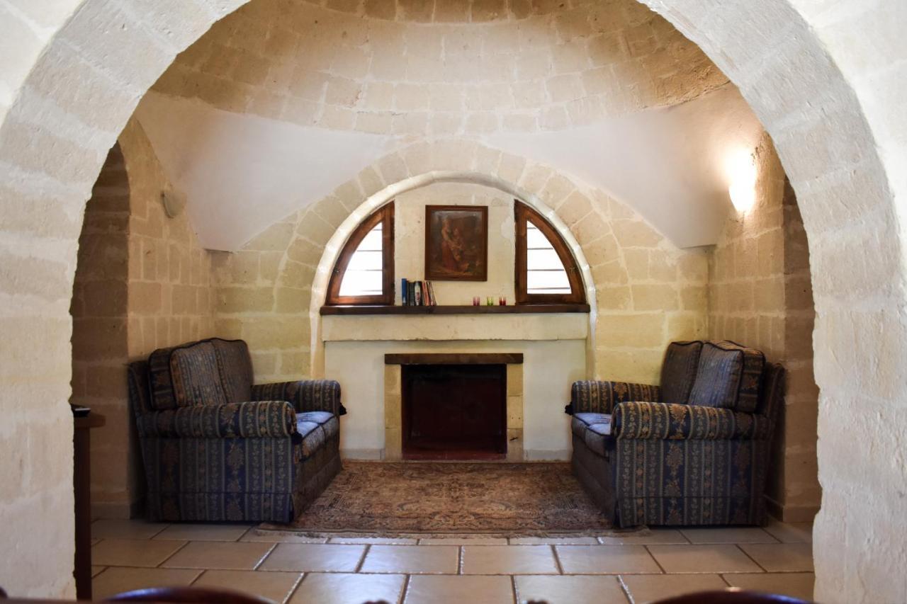산비토데이노르만니 Trulli Monte Madre 빌라 외부 사진