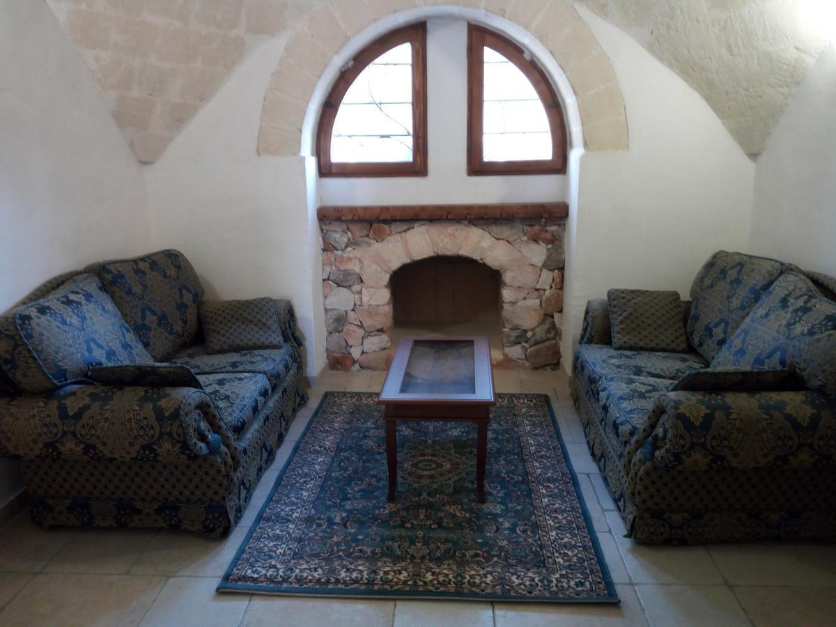 산비토데이노르만니 Trulli Monte Madre 빌라 외부 사진