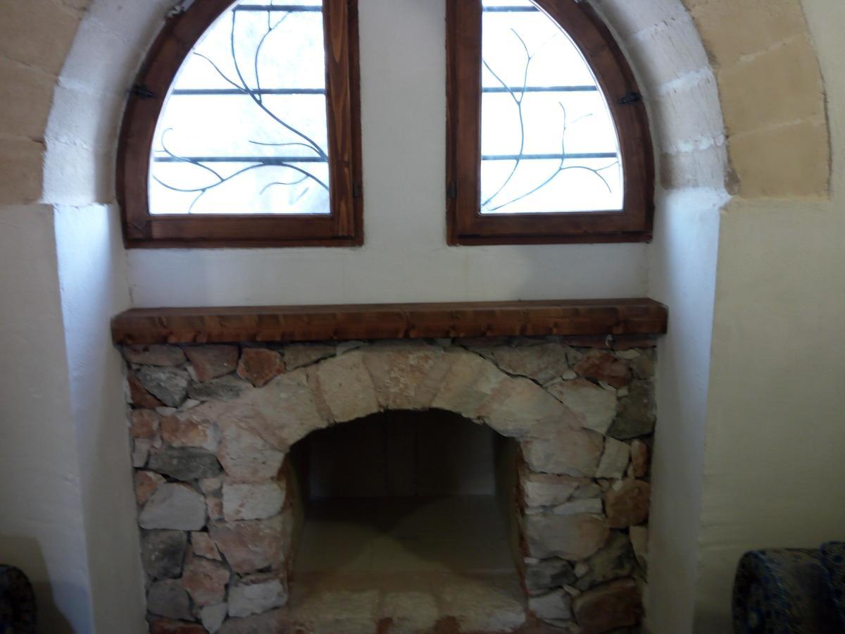 산비토데이노르만니 Trulli Monte Madre 빌라 외부 사진